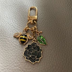 Mini bee flower purse charm